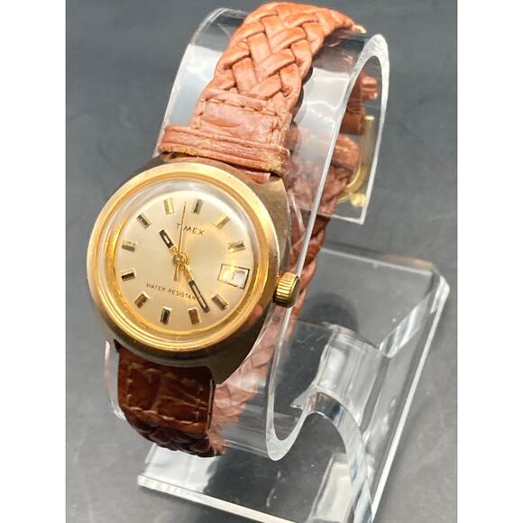 VTG Timex Womens Wind Up Mechanical Watch 28mm with Date Indicator Adjustable - Picture 1 of 11